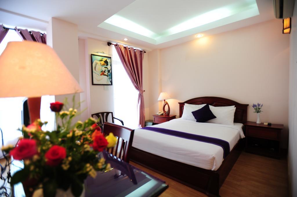 Violet Hotel Nha Trang Exteriör bild