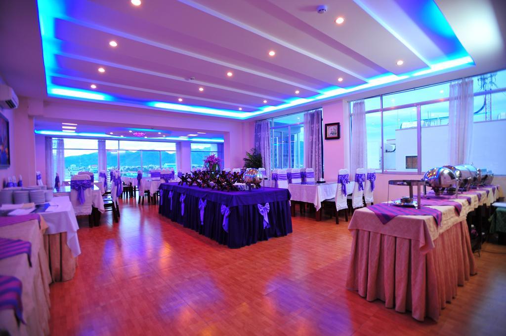 Violet Hotel Nha Trang Exteriör bild